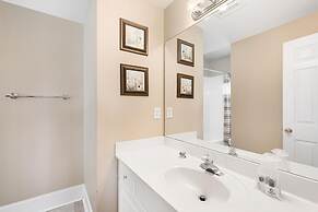 918 Carolina Boulevard