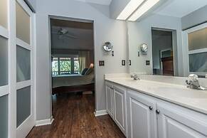 406 Yacht Harbor Court