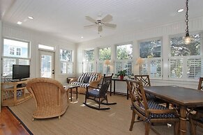 3008 Hartnett Boulevard