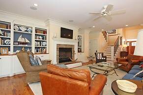 3008 Hartnett Boulevard