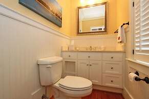 3008 Hartnett Boulevard