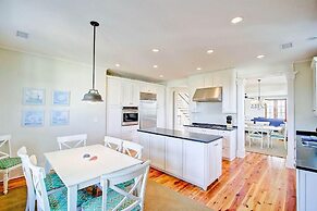 711 Carolina Boulevard