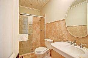 711 Carolina Boulevard