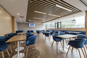 Holiday Inn Express Pudong Chuansha by IHG