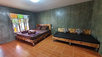 Moonshine Resort Chumphon