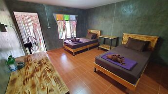 Moonshine Resort Chumphon