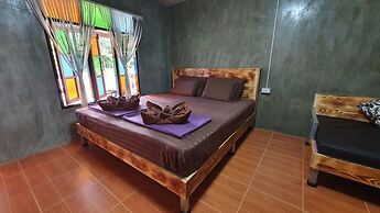 Moonshine Resort Chumphon