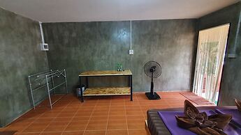 Moonshine Resort Chumphon