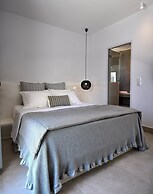 Quartano Luxury Cycladic Residence