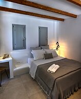 Quartano Luxury Cycladic Residence