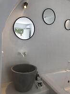 Quartano Luxury Cycladic Residence