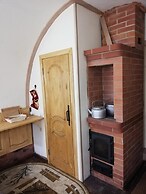 Hobbitland Eco Hotel