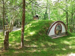 Hobbitland Eco Hotel