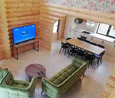 Hobbitland Eco Hotel