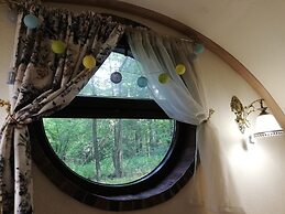 Hobbitland Eco Hotel