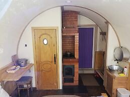 Hobbitland Eco Hotel