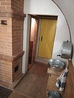 Hobbitland Eco Hotel