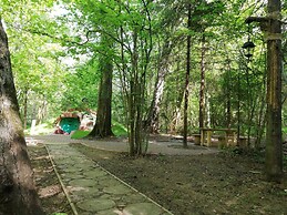 Hobbitland Eco Hotel