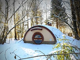Hobbitland Eco Hotel