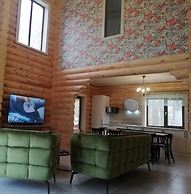 Hobbitland Eco Hotel