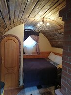 Hobbitland Eco Hotel