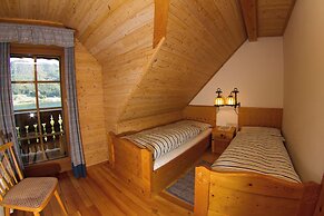Ferienhof Obergasser & Pension Bergblick