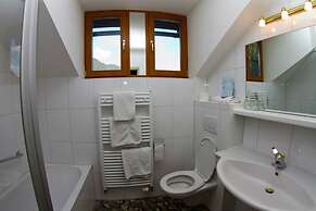 Ferienhof Obergasser & Pension Bergblick