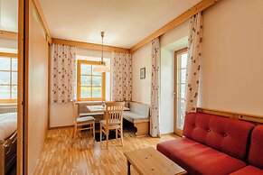 Ferienhof Obergasser & Pension Bergblick