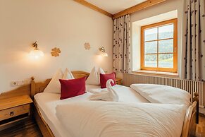 Ferienhof Obergasser & Pension Bergblick
