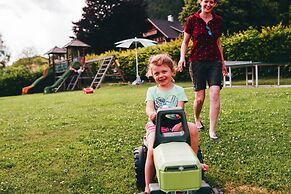 Ferienhof Obergasser & Pension Bergblick