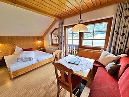 Ferienhof Obergasser & Pension Bergblick