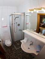 Ferienhof Obergasser & Pension Bergblick