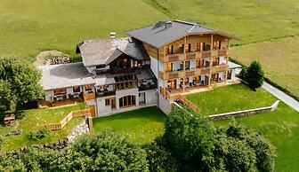 Ferienhof Obergasser & Pension Bergblick