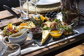 Zulu Rock Lodge - Babanango Game Reserve