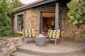 Zulu Rock Lodge - Babanango Game Reserve