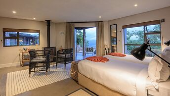 Zulu Rock Lodge - Babanango Game Reserve