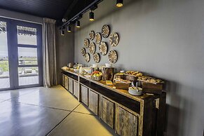 Zulu Rock Lodge - Babanango Game Reserve