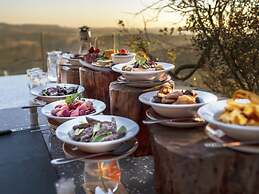 Zulu Rock Lodge - Babanango Game Reserve