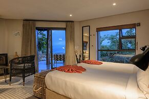 Zulu Rock Lodge - Babanango Game Reserve