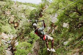 Zulu Rock Lodge - Babanango Game Reserve