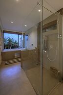 Zulu Rock Lodge - Babanango Game Reserve