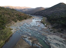 Zulu Rock Lodge - Babanango Game Reserve