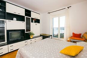 Beautiful view apartment Loreta