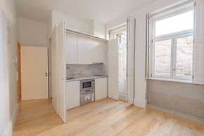 Oporto Invite São Bento