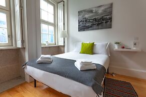 Oporto Invite São Bento