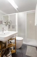 Oporto Invite Flores