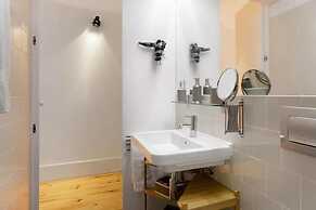 Oporto Invite Flores