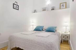 Oporto Invite Flores