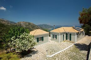 Luxury Villa With Stunning Views in Lefkada