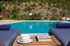 Luxury Villa With Stunning Views in Lefkada